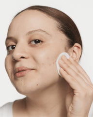 acne solutions™ clarifying lotion