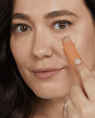 all about eyes™ serum de-puffing eye massage